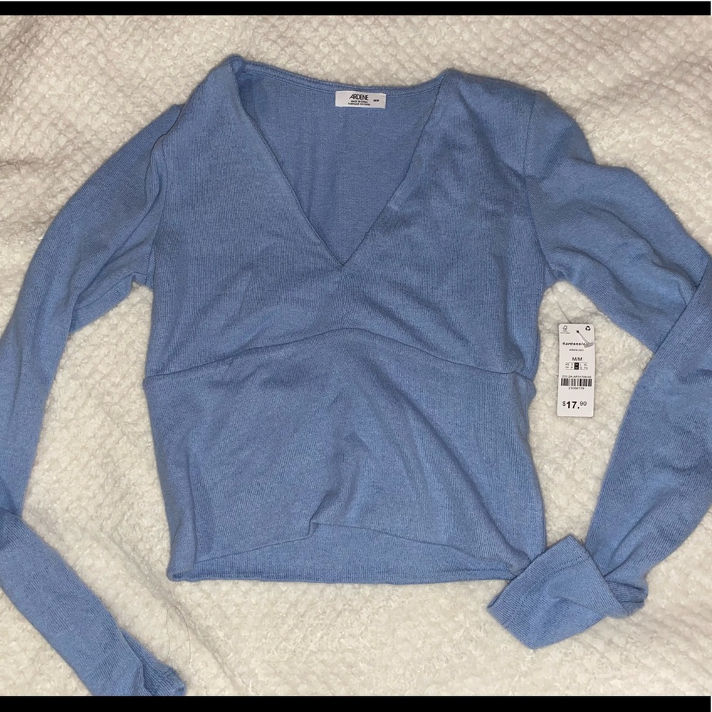 Baby blue crop top